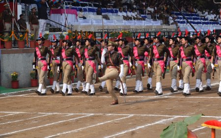 उत्तराखंड के 24 वे राज्य स्थापना दिवस पर पुलिस लाइन देहरादून में फुल ड्रेस रिहर्सल! समाचार UP/UK