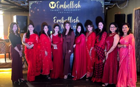 22 महिलाओं ने मंच पर कैटवॉक कर दिया परिचय l समाचार UP/UK