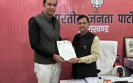 नगर निगम चुनाव :  BJP से मेयर प्रत्याशी के लिए अमित कपूर ने अपना दावा प्रस्तुत किया l समाचार UP/UK