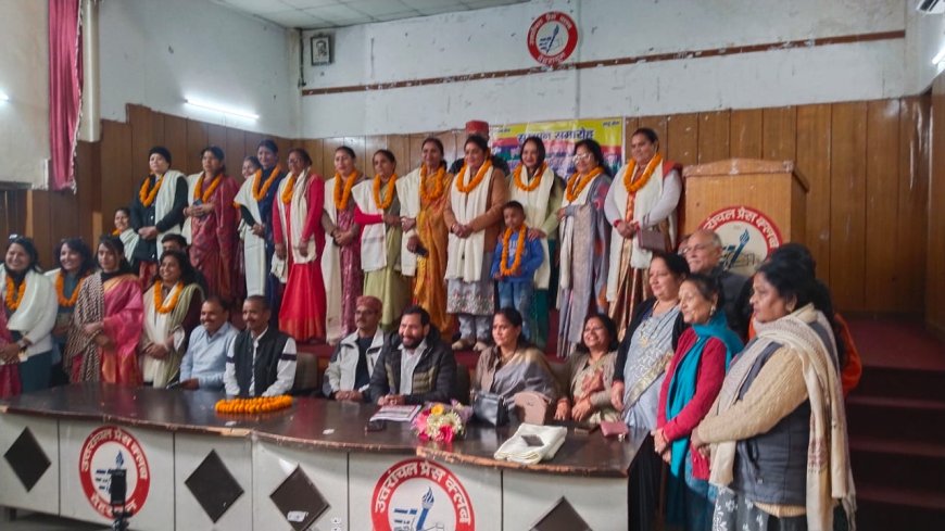 महिला रामलीला के कलाकारों को राष्ट्रवादी रीजनल पार्टी ने किया सम्मानित l समाचार UP/UK