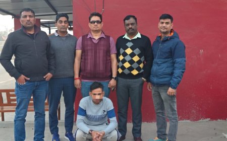 महिला के गले से सोने की चेन लूटने वाले चोर को STF ने पकड़ा l समाचार UP/UK