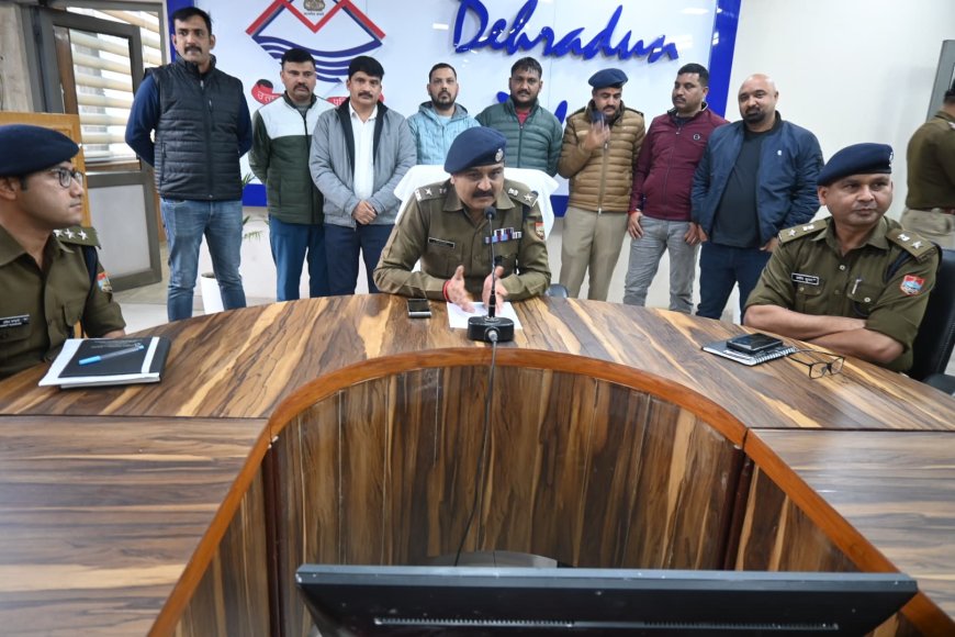 बुजुर्ग व्यक्ति की हत्या करने वाले पति-पत्नी को पुलिस ने किया गिरफ्तार ll समाचार UP/UK