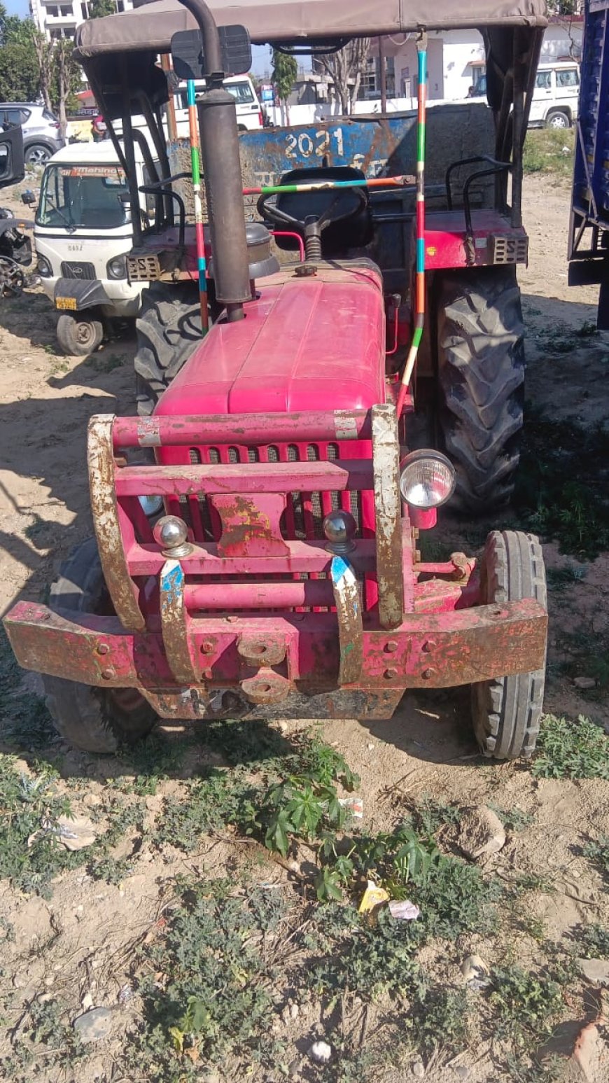 अवैध खनन के वायरल वीडियो पर पुलिस का एक्शन, कई धाराओं में मुकदमा दर्ज और 3 ट्रैक्टर ट्राली जब्त ll समाचार UP/UK