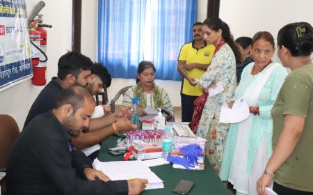 जॉलीग्रांट में SDRF द्वारा निशुल्क चिकित्सा शिविर का आयोजन ll समाचार UP/UK